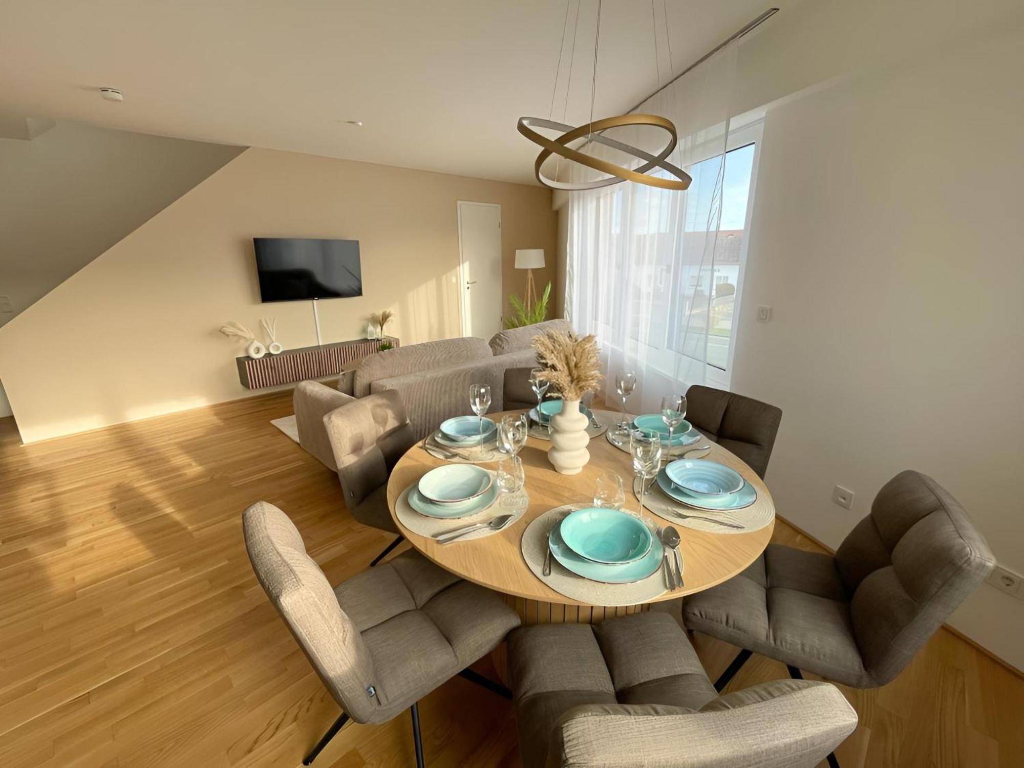 Exklusive 3-Zimmer Luxus-Maisonette In Hochheim - Naehe Frankfurt Flughafen, Wiesbaden Und Mainz Хоххайм-ам-Майн Экстерьер фото